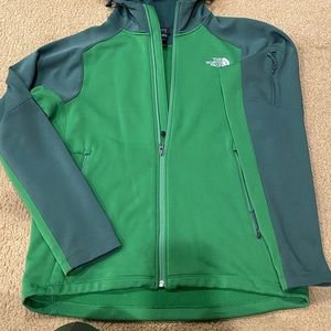 North Face soft shell coat NWOT size men’s medium